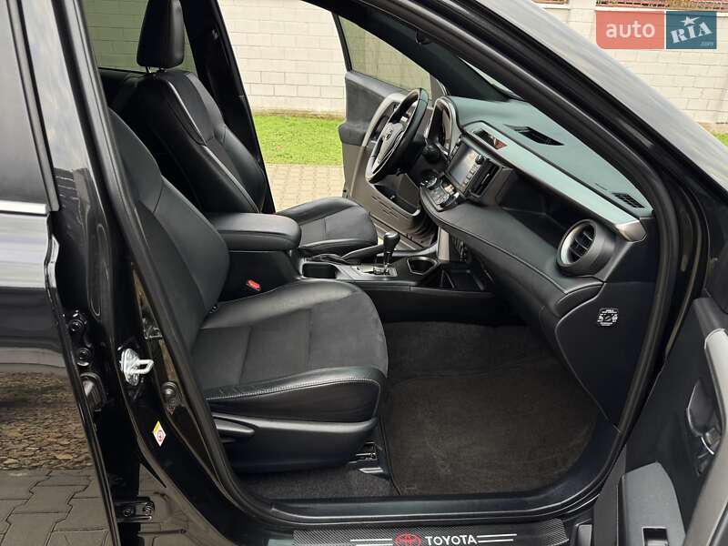 Внедорожник / Кроссовер Toyota RAV4 2016 в Одессе фото 50 Внедорожник / Кроссовер Toyota RAV4 2016 в Одессе