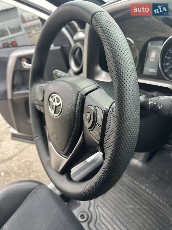 Внедорожник / Кроссовер Toyota RAV4 2016 в Киеве фото 37 Внедорожник / Кроссовер Toyota RAV4 2016 в Киеве