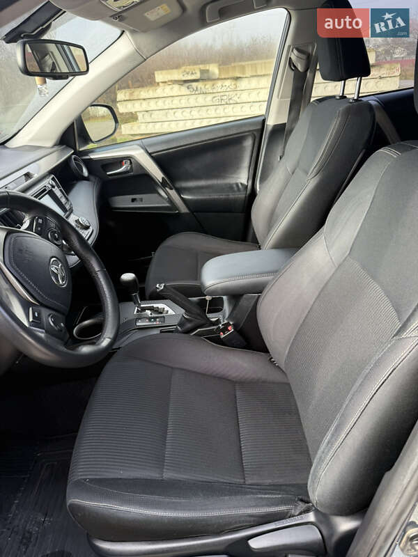 Внедорожник / Кроссовер Toyota RAV4 2014 в Ивано-Франковске фото 17 Внедорожник / Кроссовер Toyota RAV4 2014 в Ивано-Франковске