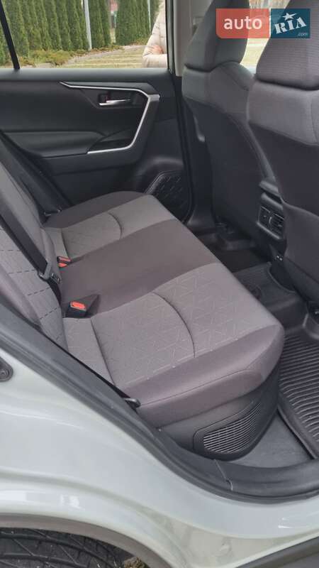 Внедорожник / Кроссовер Toyota RAV4 2022 в Харькове фото 19 Внедорожник / Кроссовер Toyota RAV4 2022 в Харькове