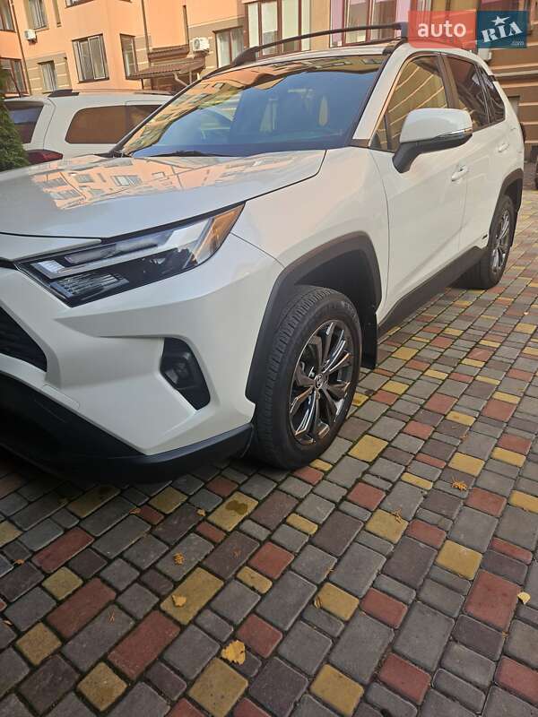 Внедорожник / Кроссовер Toyota RAV4 2022 в Киеве фото 10 Внедорожник / Кроссовер Toyota RAV4 2022 в Киеве