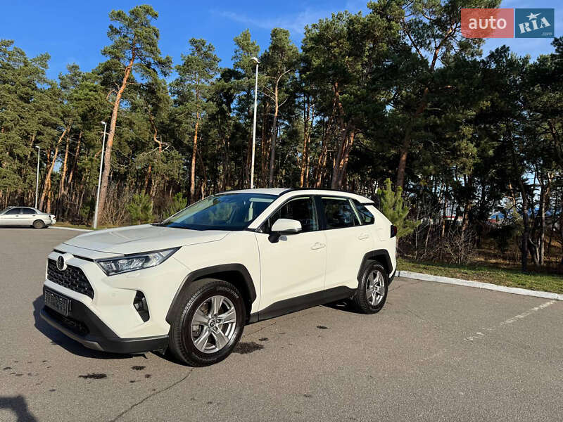 Внедорожник / Кроссовер Toyota RAV4 2022 в Киеве фото 8 Внедорожник / Кроссовер Toyota RAV4 2022 в Киеве