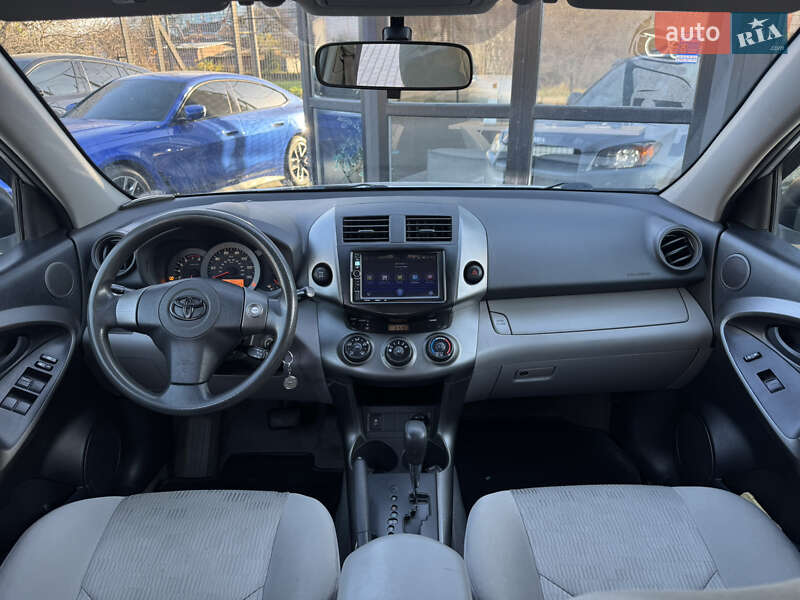 Позашляховик / Кросовер Toyota RAV4 2009 в Львові