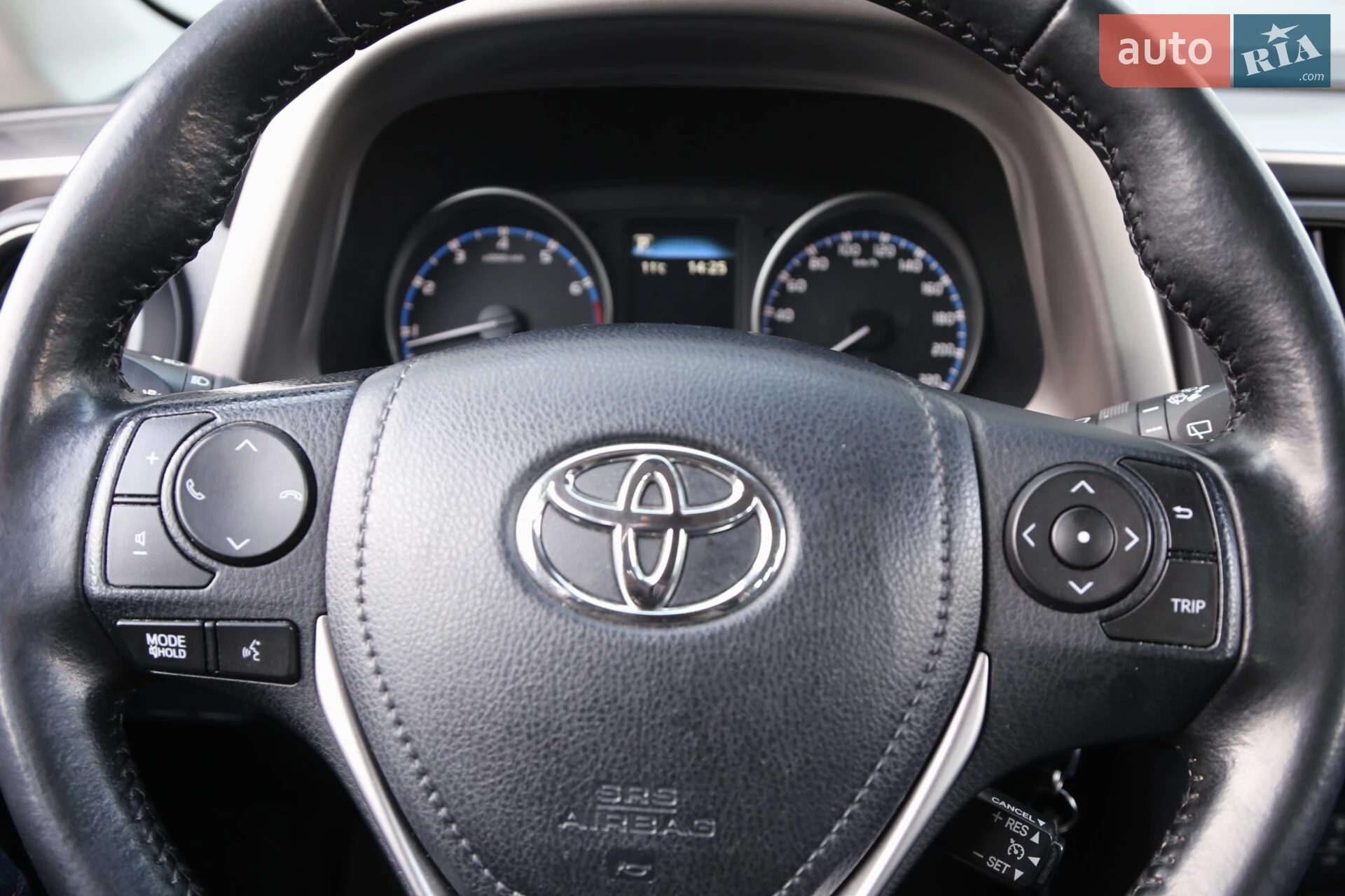 2017 Toyota RAV 4 - мініатюра 16