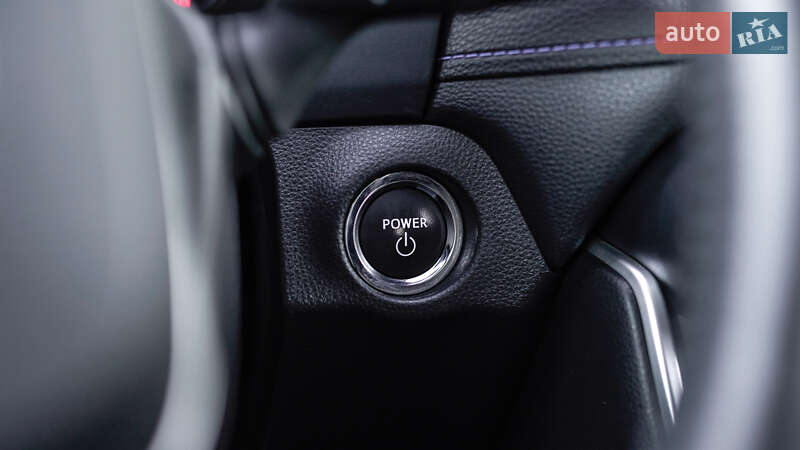 Внедорожник / Кроссовер Toyota RAV4 2023 в Львове