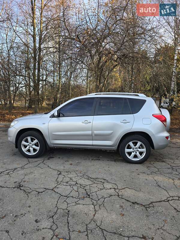Внедорожник / Кроссовер Toyota RAV4 2007 в Хмельницком