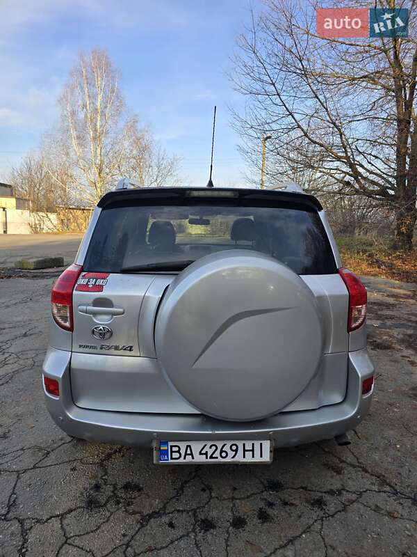 Внедорожник / Кроссовер Toyota RAV4 2007 в Хмельницком