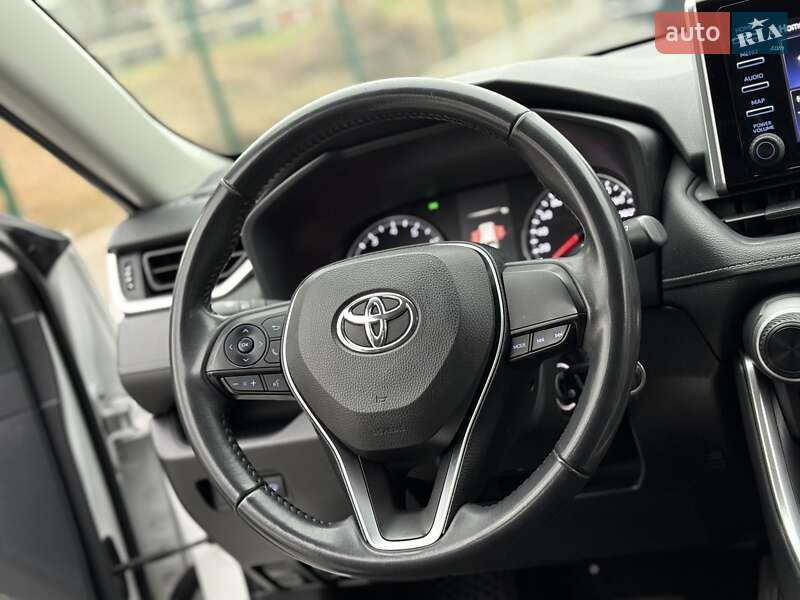Внедорожник / Кроссовер Toyota RAV4 2020 в Виннице фото 42 Внедорожник / Кроссовер Toyota RAV4 2020 в Виннице