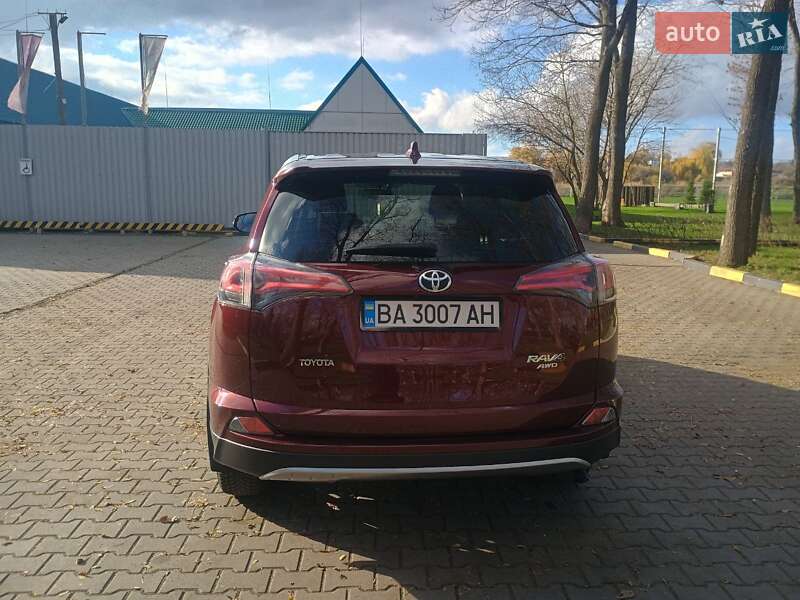 Позашляховик / Кросовер Toyota RAV4 2017 в Олександрії фото 12 Позашляховик / Кросовер Toyota RAV4 2017 в Олександрії