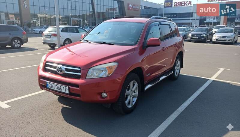 Внедорожник / Кроссовер Toyota RAV4 2007 в Каневе