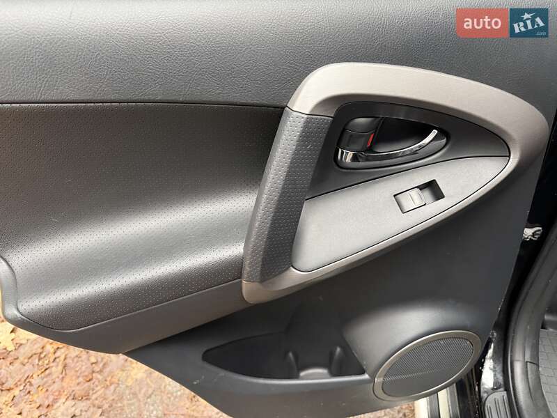 Внедорожник / Кроссовер Toyota RAV4 2008 в Киеве фото 55 Внедорожник / Кроссовер Toyota RAV4 2008 в Киеве