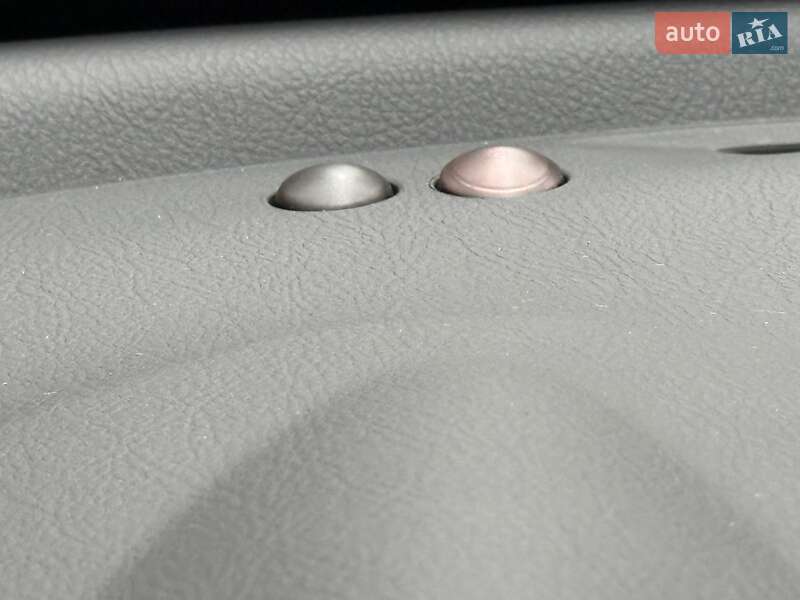 Внедорожник / Кроссовер Toyota RAV4 2008 в Киеве фото 46 Внедорожник / Кроссовер Toyota RAV4 2008 в Киеве