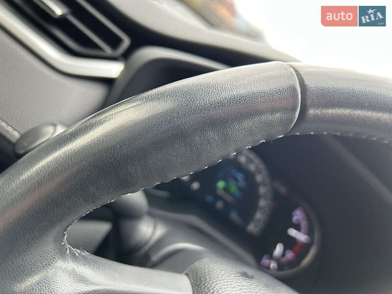 Внедорожник / Кроссовер Toyota RAV4 2019 в Тячеве