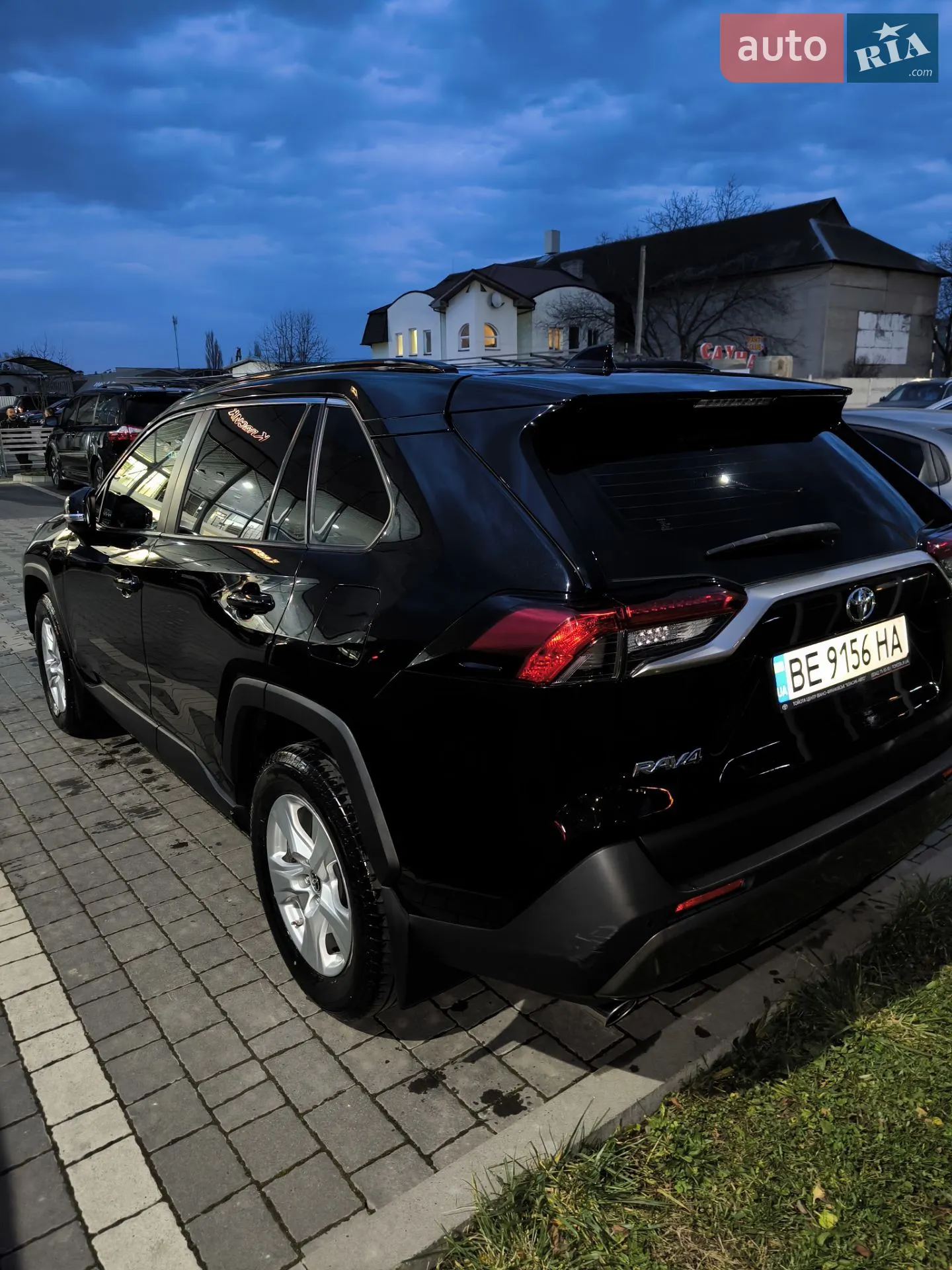 2019 Toyota RAV 4 - мініатюра 2