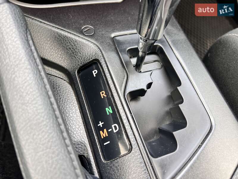 Внедорожник / Кроссовер Toyota RAV4 2018 в Нововолынске фото 88 Внедорожник / Кроссовер Toyota RAV4 2018 в Нововолынске