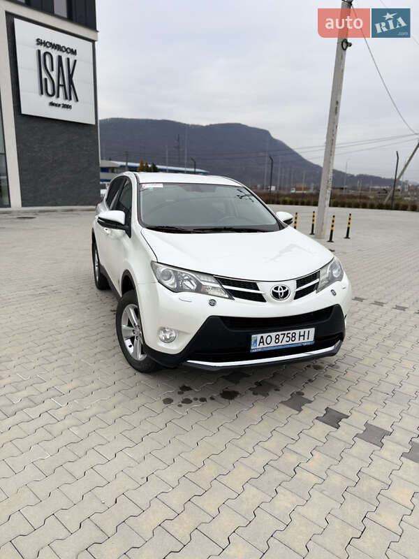 Внедорожник / Кроссовер Toyota RAV4 2013 в Хусте фото 3 Внедорожник / Кроссовер Toyota RAV4 2013 в Хусте