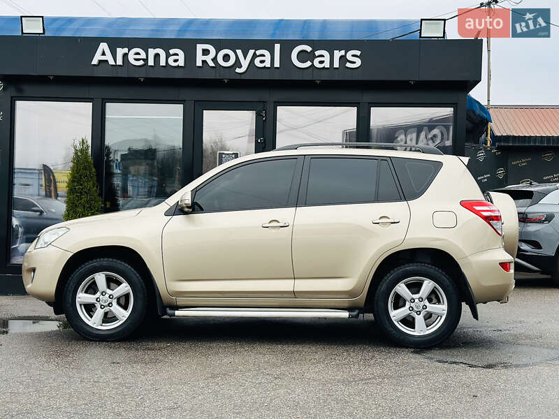 Внедорожник / Кроссовер Toyota RAV4 2009 в Харькове