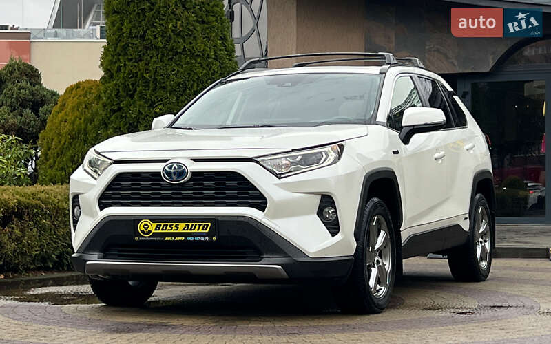 Позашляховик / Кросовер Toyota RAV4 2021 в Львові