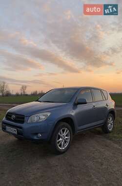 Позашляховик / Кросовер Toyota RAV4 2007 в Зміїві