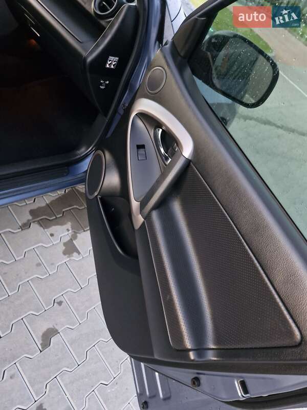 Позашляховик / Кросовер Toyota RAV4 2006 в Вінниці