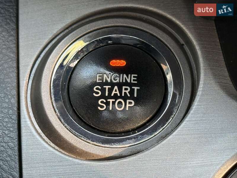 Внедорожник / Кроссовер Toyota RAV4 2008 в Киеве