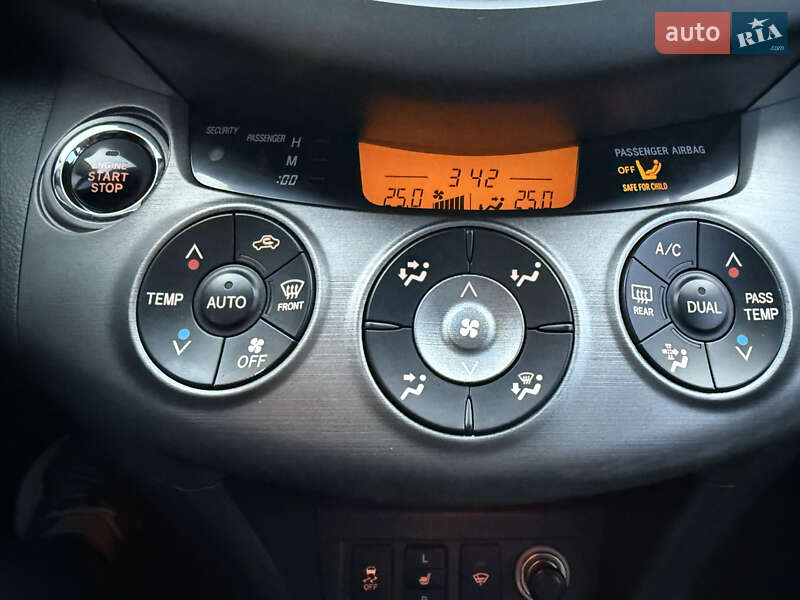 Внедорожник / Кроссовер Toyota RAV4 2010 в Кременчуге фото 16 Внедорожник / Кроссовер Toyota RAV4 2010 в Кременчуге