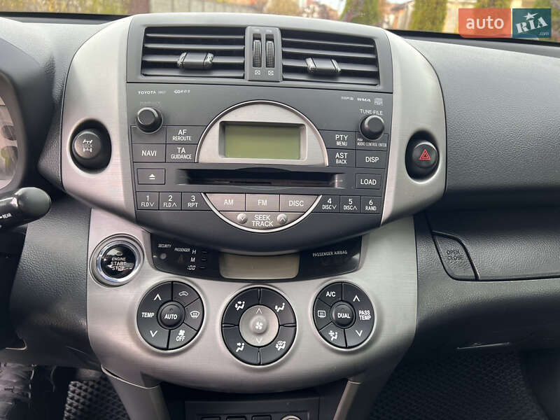 Внедорожник / Кроссовер Toyota RAV4 2008 в Одессе