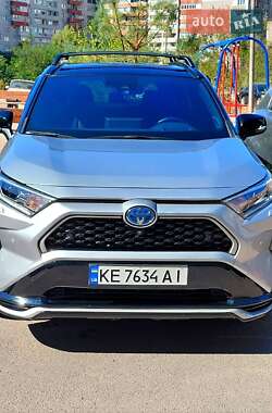 Внедорожник / Кроссовер Toyota RAV4 2021 в Днепре