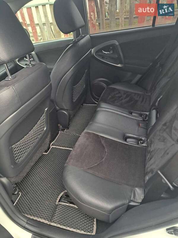 Внедорожник / Кроссовер Toyota RAV4 2010 в Чернигове фото 15 Внедорожник / Кроссовер Toyota RAV4 2010 в Чернигове
