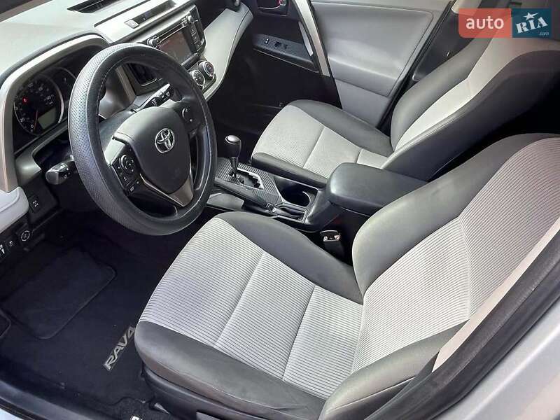 Внедорожник / Кроссовер Toyota RAV4 2013 в Львове