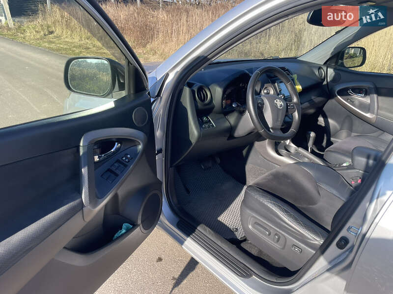 Внедорожник / Кроссовер Toyota RAV4 2012 в Львове фото 13 Внедорожник / Кроссовер Toyota RAV4 2012 в Львове