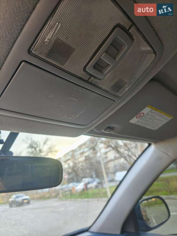 Внедорожник / Кроссовер Toyota RAV4 2006 в Киеве