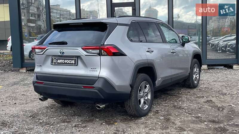 Внедорожник / Кроссовер Toyota RAV4 2024 в Киеве