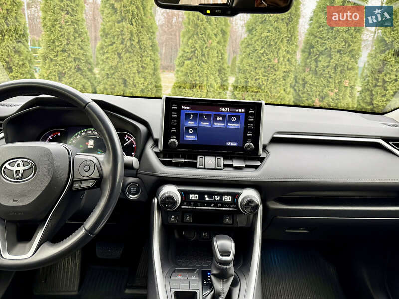 Внедорожник / Кроссовер Toyota RAV4 2019 в Харькове фото 34 Внедорожник / Кроссовер Toyota RAV4 2019 в Харькове