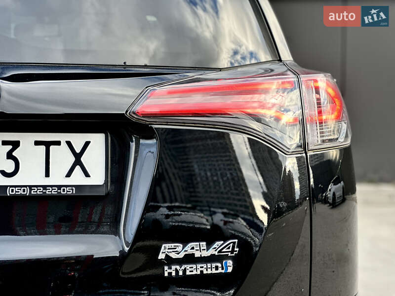 Внедорожник / Кроссовер Toyota RAV4 2018 в Киеве фото 23 Внедорожник / Кроссовер Toyota RAV4 2018 в Киеве