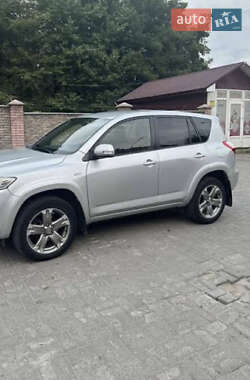 Внедорожник / Кроссовер Toyota RAV4 2011 в Лимане