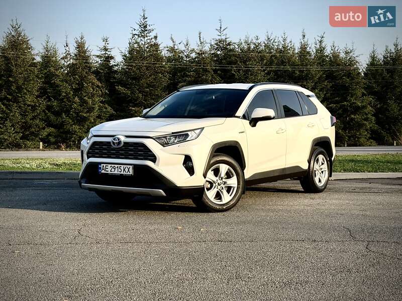 Внедорожник / Кроссовер Toyota RAV4 2019 в Днепре