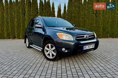 Внедорожник / Кроссовер Toyota RAV4 2008 в Старом Самборе