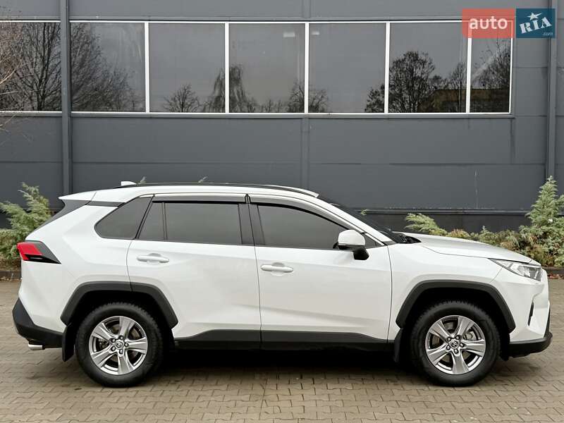 Внедорожник / Кроссовер Toyota RAV4 2023 в Белой Церкви фото 12 Внедорожник / Кроссовер Toyota RAV4 2023 в Белой Церкви