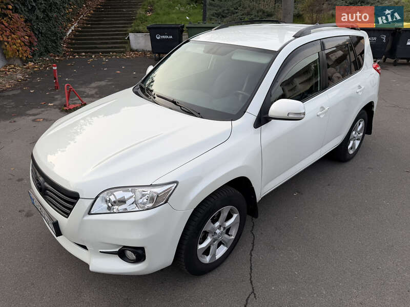 Внедорожник / Кроссовер Toyota RAV4 2011 в Одессе
