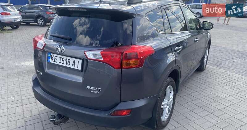 Позашляховик / Кросовер Toyota RAV4 2014 в Дніпрі