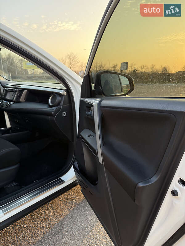 Внедорожник / Кроссовер Toyota RAV4 2013 в Полтаве фото 24 Внедорожник / Кроссовер Toyota RAV4 2013 в Полтаве