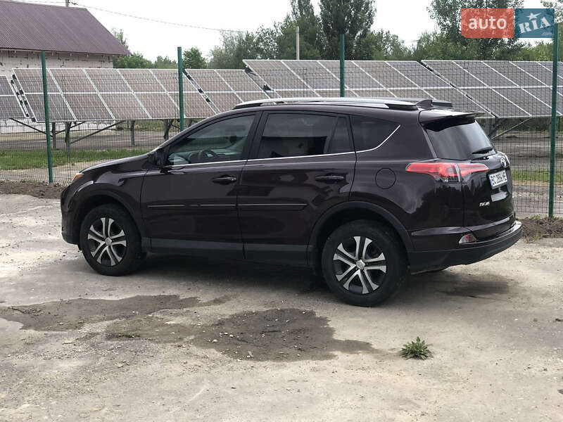Позашляховик / Кросовер Toyota RAV4 2016 в Старому Самборі