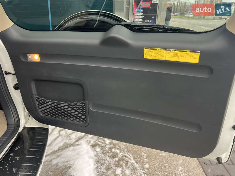 Позашляховик / Кросовер Toyota RAV4 2011 в Софіївській Борщагівці