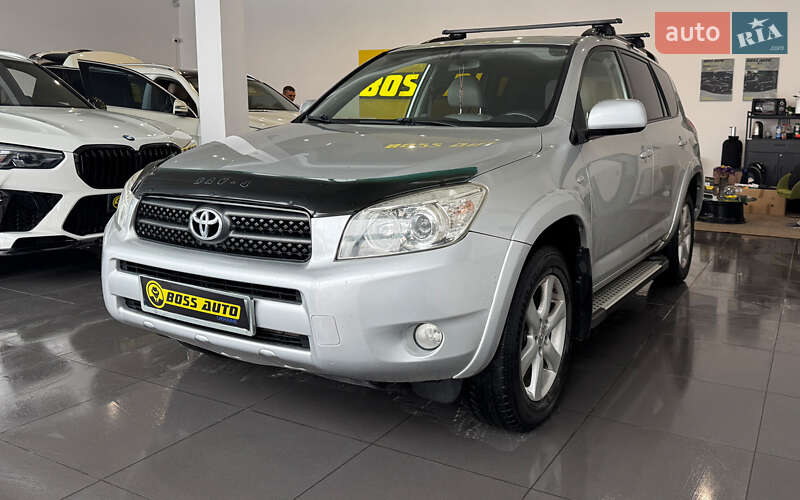 Внедорожник / Кроссовер Toyota RAV4 2007 в Шептицькому
