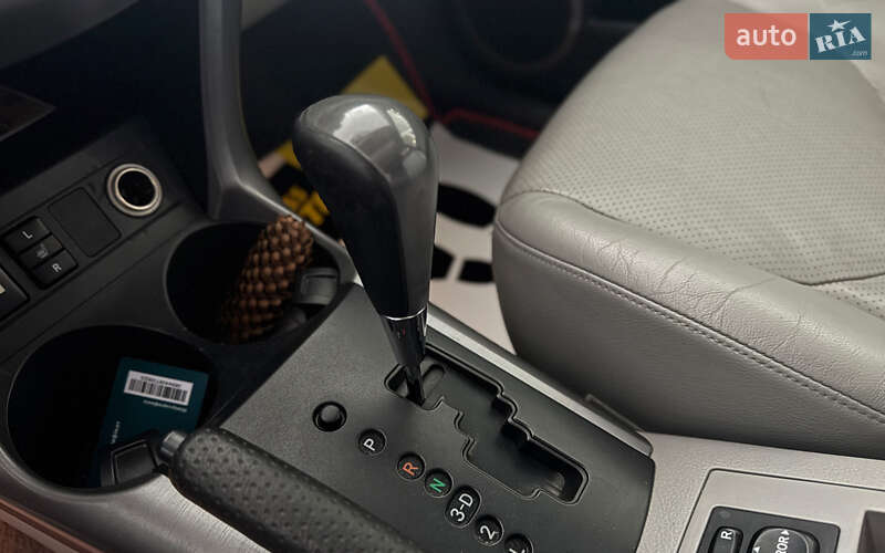 Внедорожник / Кроссовер Toyota RAV4 2007 в Шептицькому