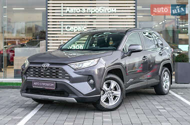 Внедорожник / Кроссовер Toyota RAV4 2021 в Львове