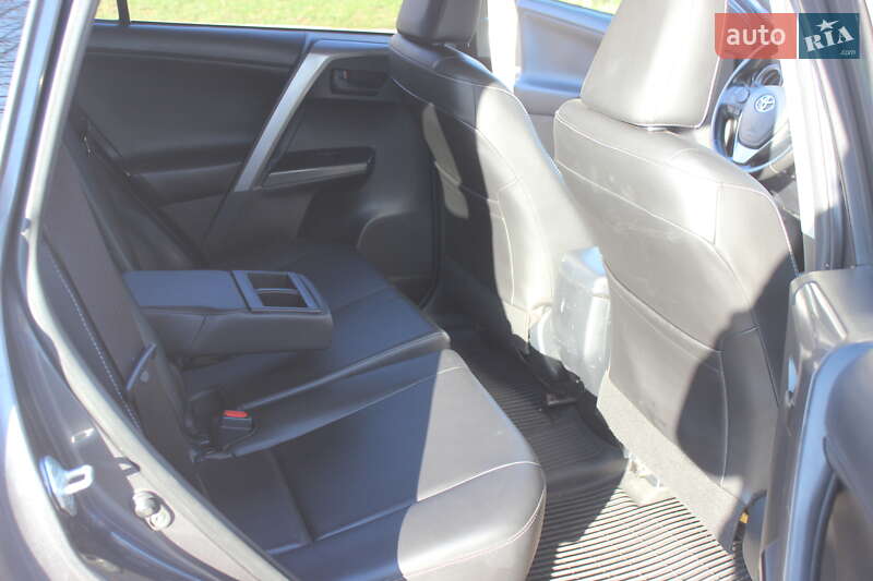 Внедорожник / Кроссовер Toyota RAV4 2016 в Днепре фото 16 Внедорожник / Кроссовер Toyota RAV4 2016 в Днепре