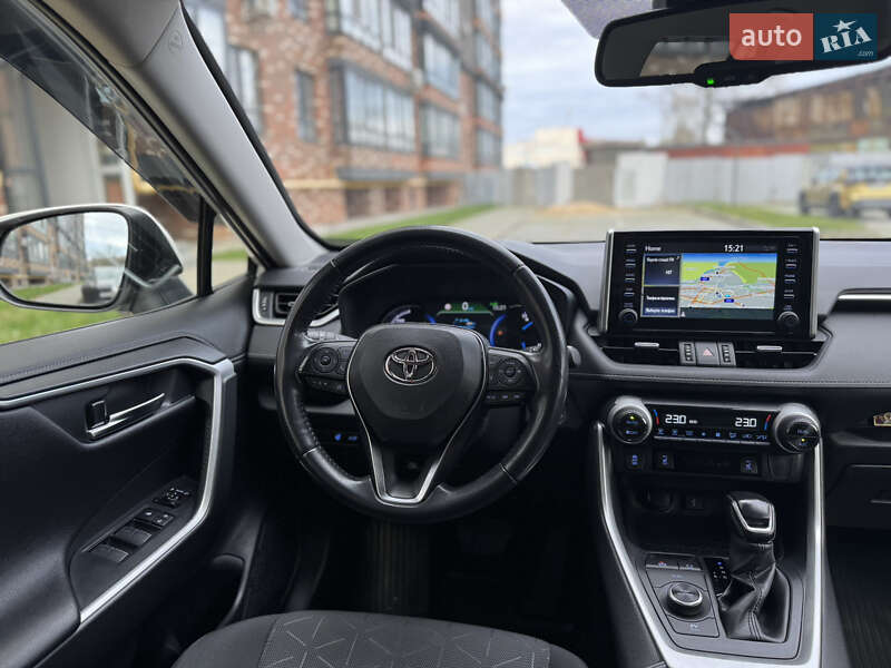 Позашляховик / Кросовер Toyota RAV4 2021 в Житомирі