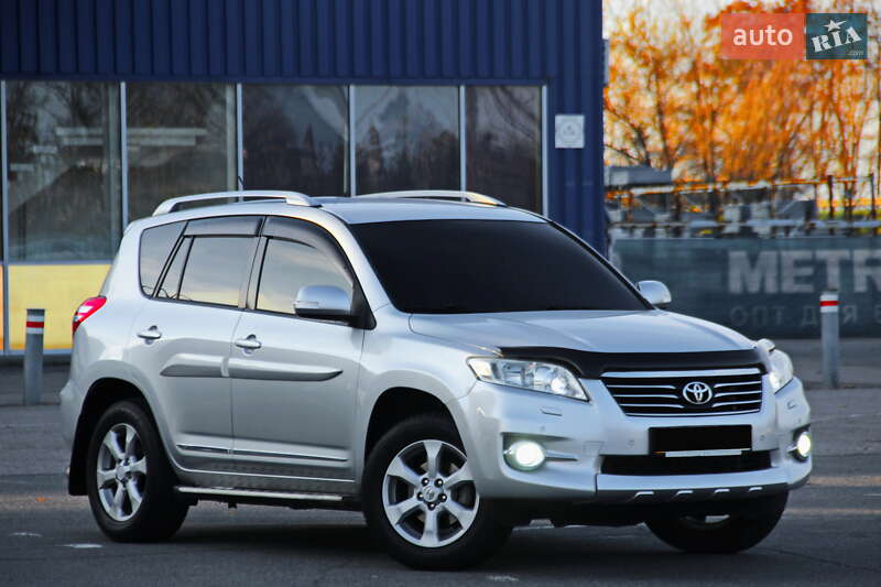 Внедорожник / Кроссовер Toyota RAV4 2011 в Днепре